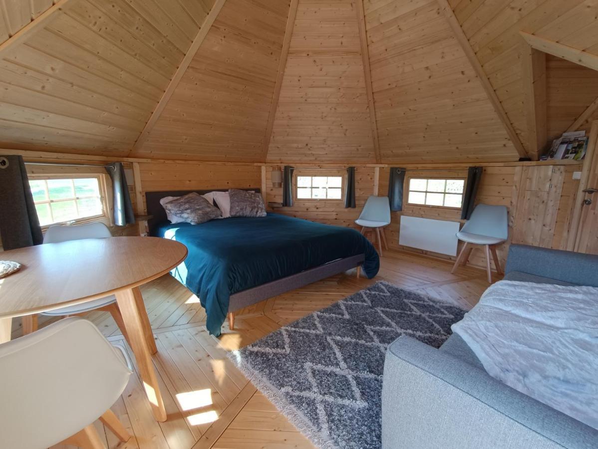 Les Cabanes Du Grand Nord Pradines  エクステリア 写真